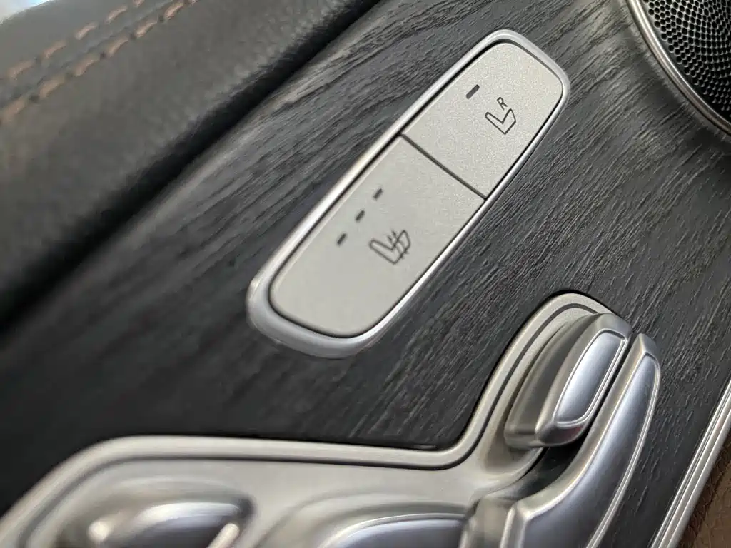 Mercedes-Benz E-Class 2023 — фото 13