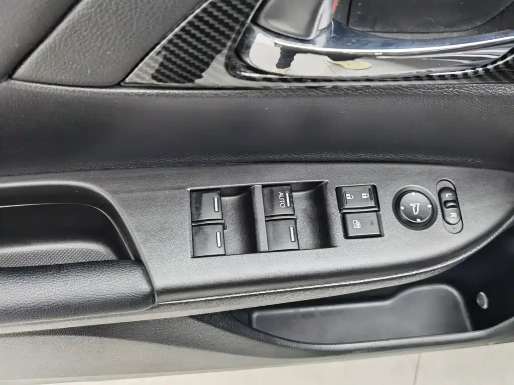 Honda Accord 2016 — фото 9