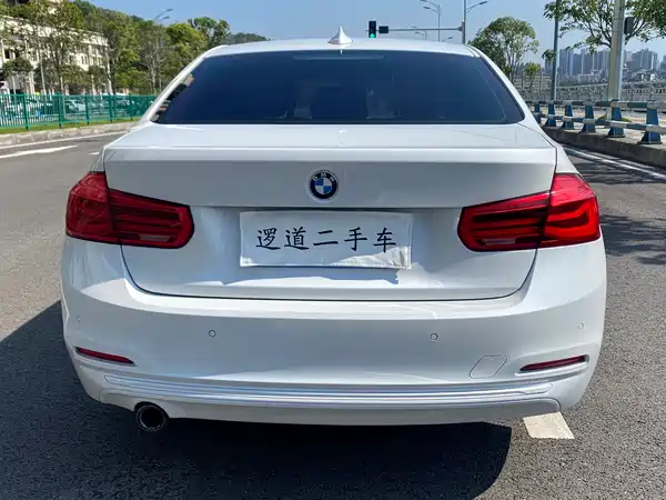 BMW 3 Series 2018