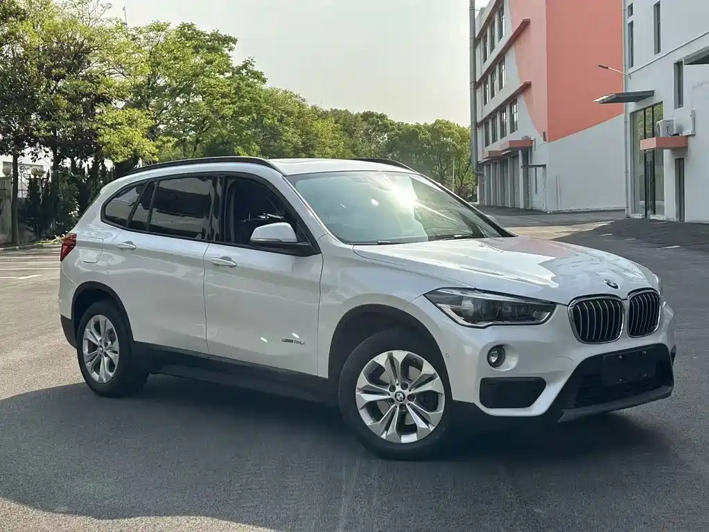 BMW X1 2017 — фото 3