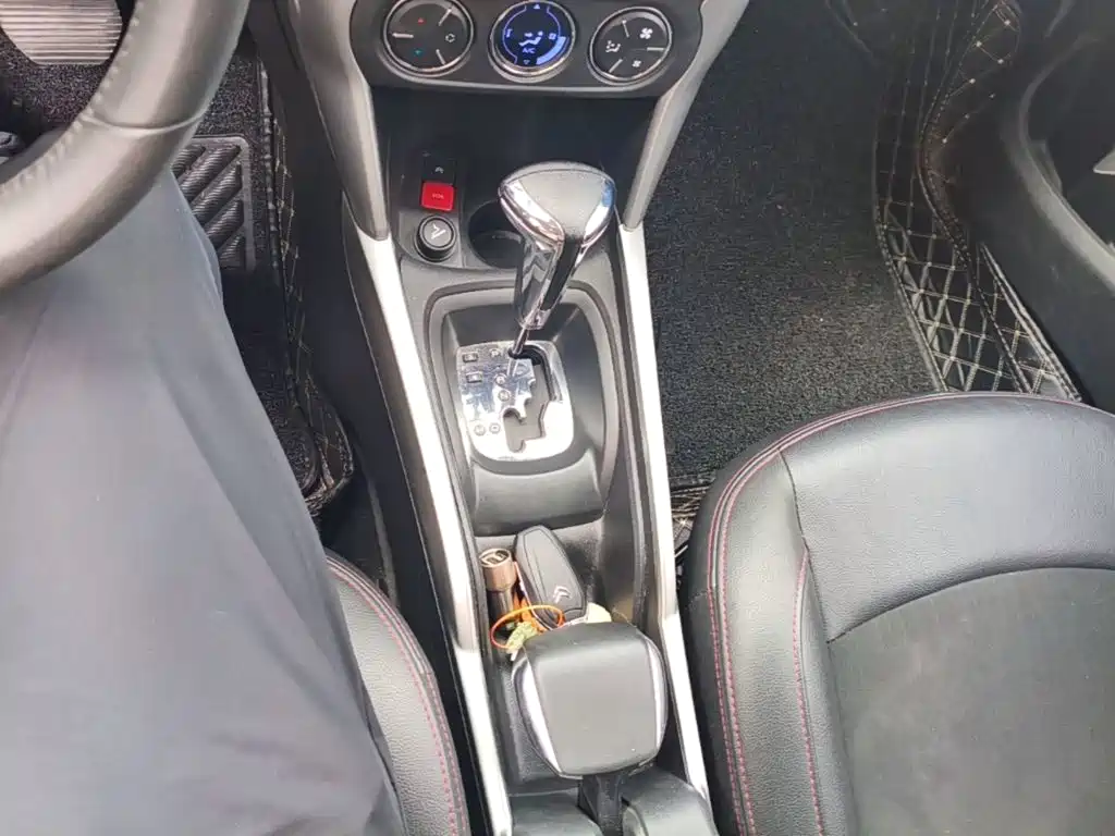 Citroen C3-XR 2015 — фото 14