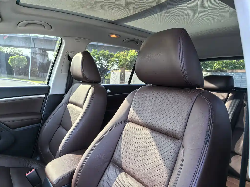 Volkswagen Tiguan 2015 — фото 6