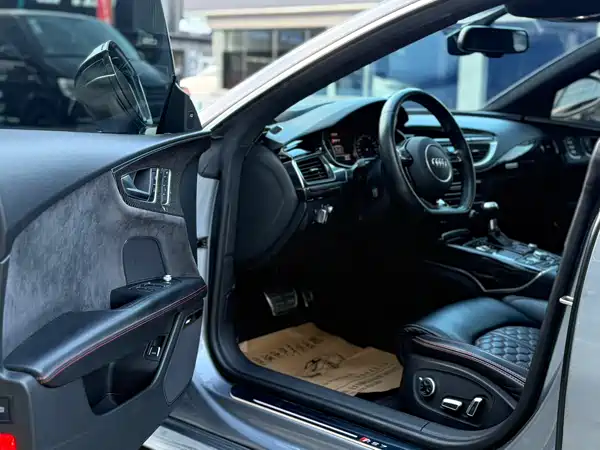 Audi A7 2016