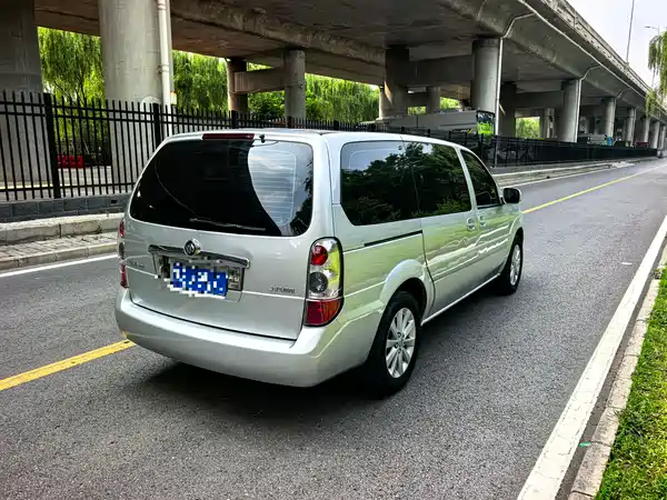 Buick GL8 2017