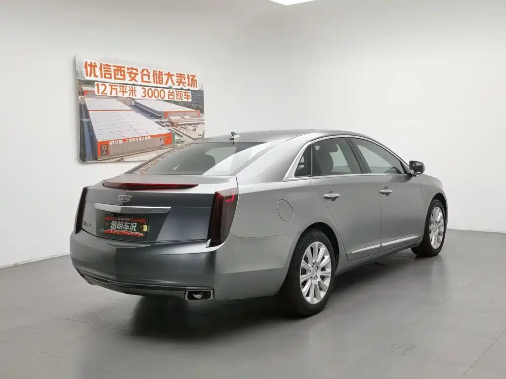 Cadillac XTS 2013 — фото 2