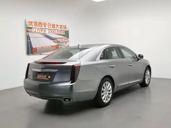 Cadillac XTS 2013