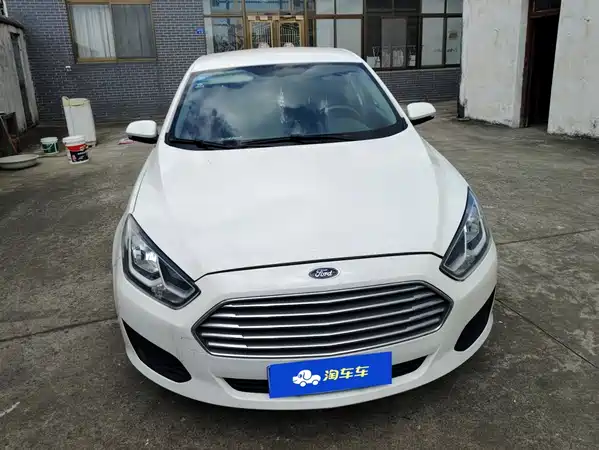 Ford Escort 2019