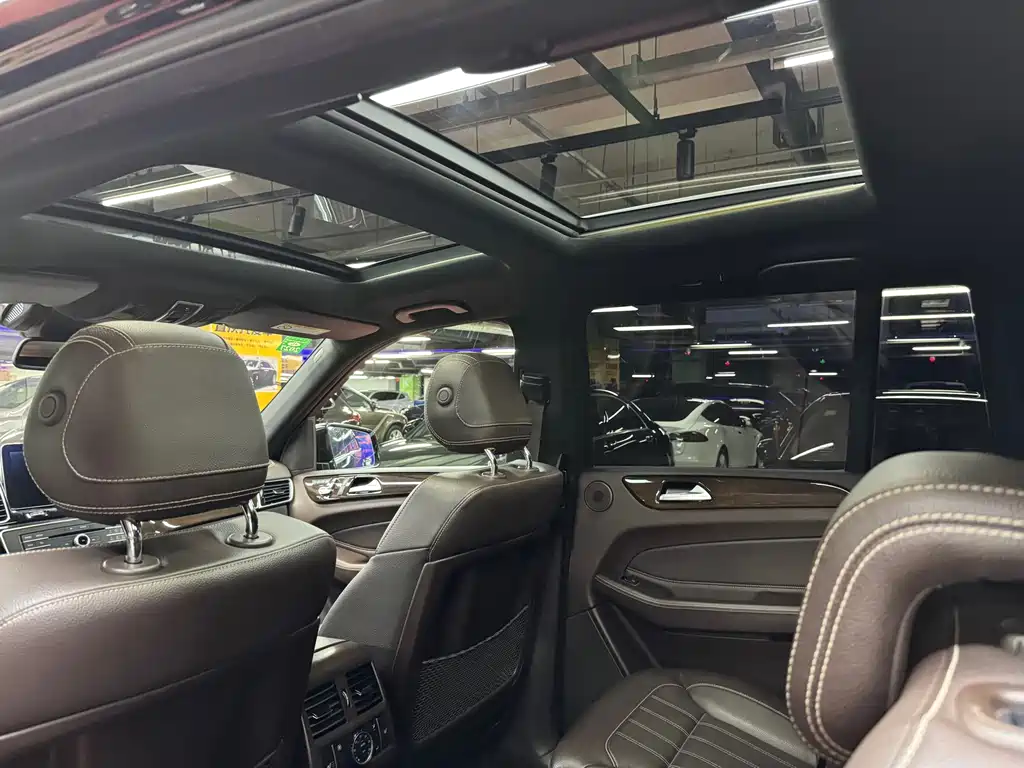 Mercedes-Benz GLS 2017 — фото 26