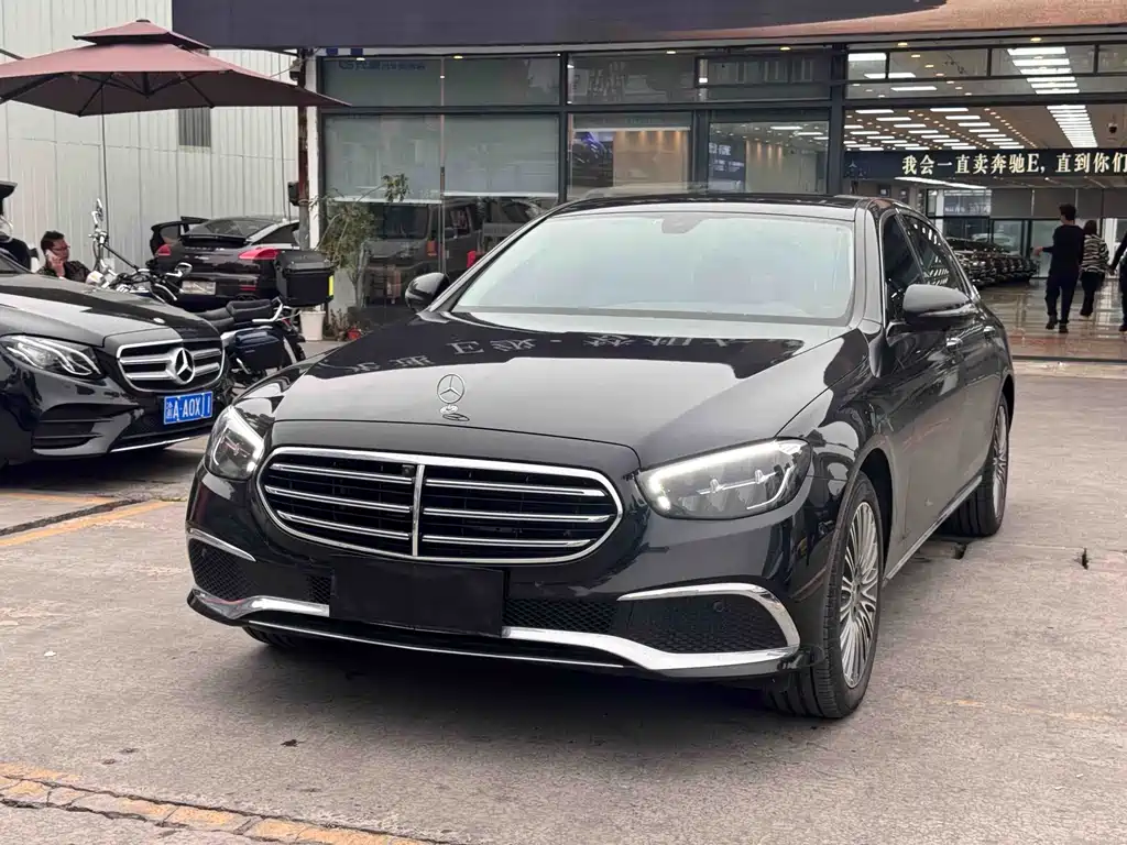 Mercedes-Benz E-Class 2024