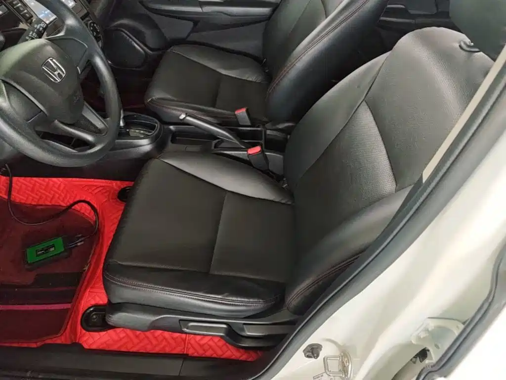 Honda Fit 2018 — фото 15