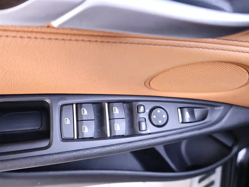 BMW X6 2017 — фото 17
