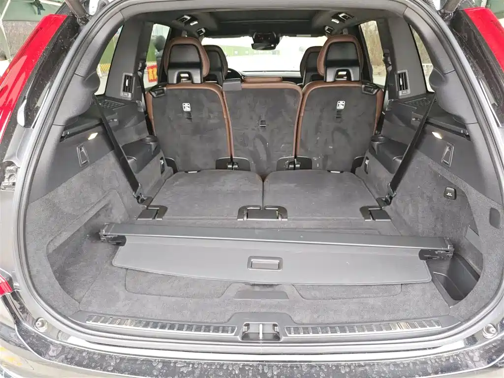 Volvo XC90 2021 — фото 19