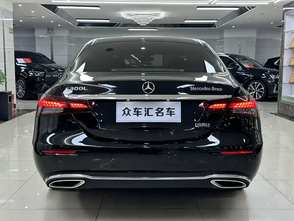 Mercedes-Benz E-Class 2022 — фото 5