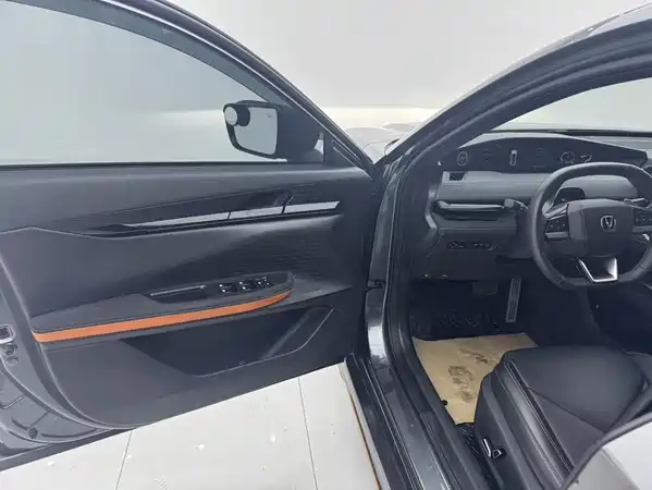 Changan UNI-V 2022