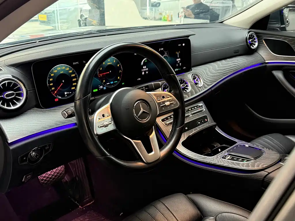 Mercedes-Benz CLS 2020 — фото 5