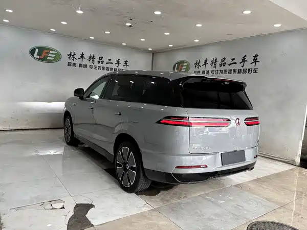 Denza N8L 2025