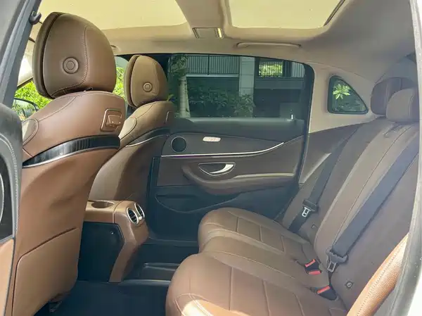 Mercedes-Benz E-Class 2018