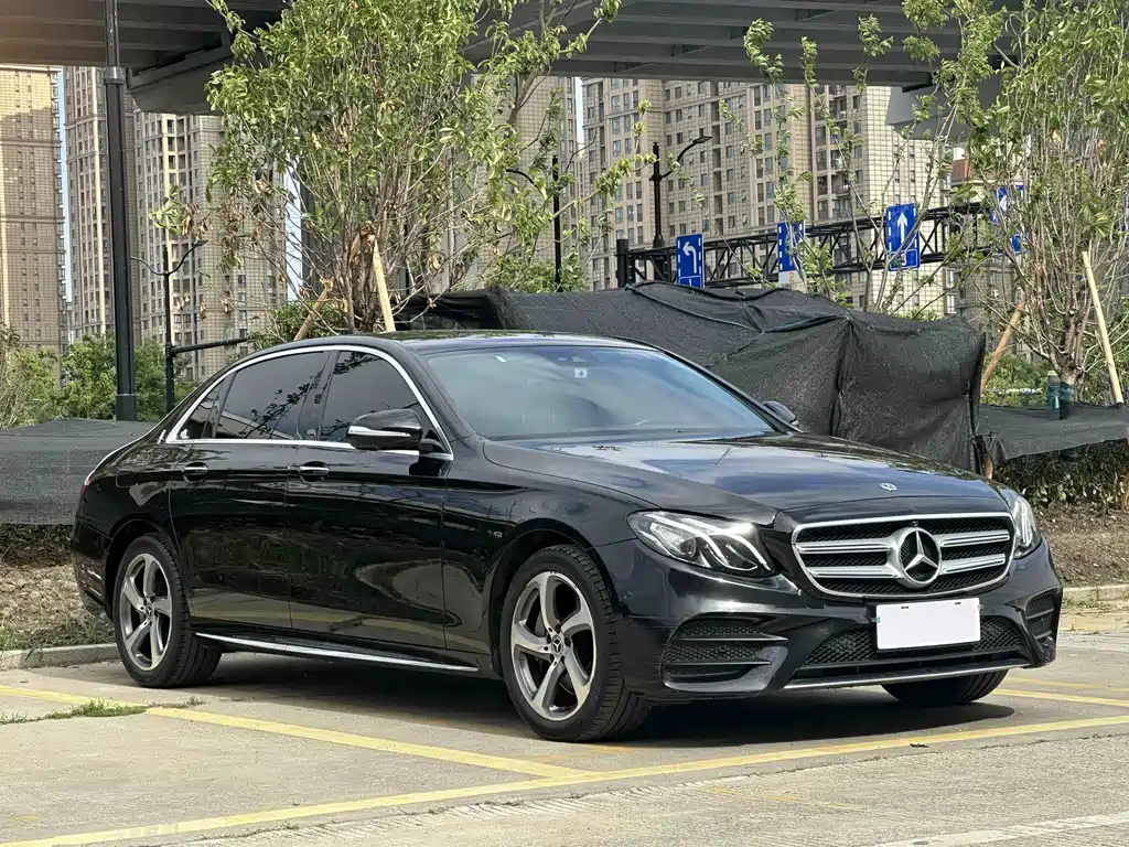 Mercedes-Benz E-Class 2017 — фото 3