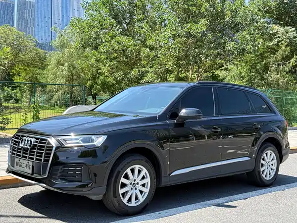 Audi Q7 2024