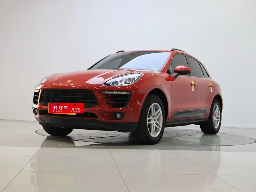 Porsche Macan 2018 — фото 1