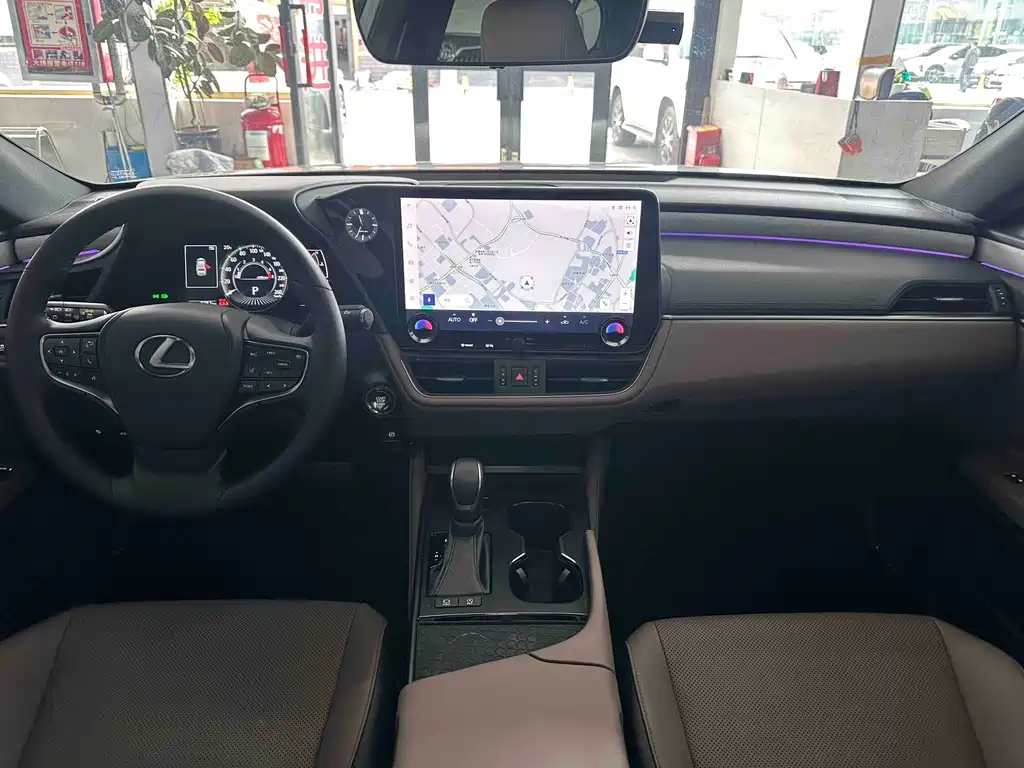 Lexus ES 2025 — фото 14