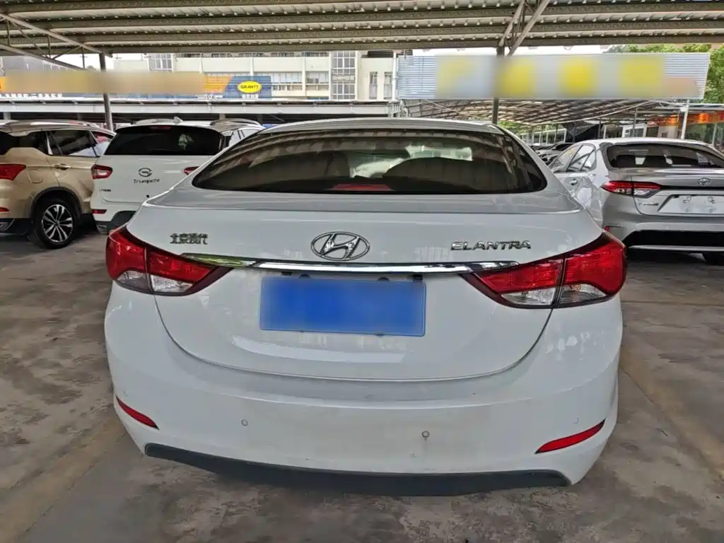 Hyundai Elantra Langdong 2018 — фото 6
