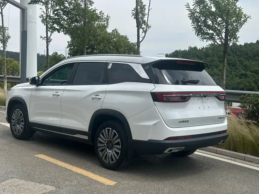 Jetour X90 PRO 2025 — фото 12