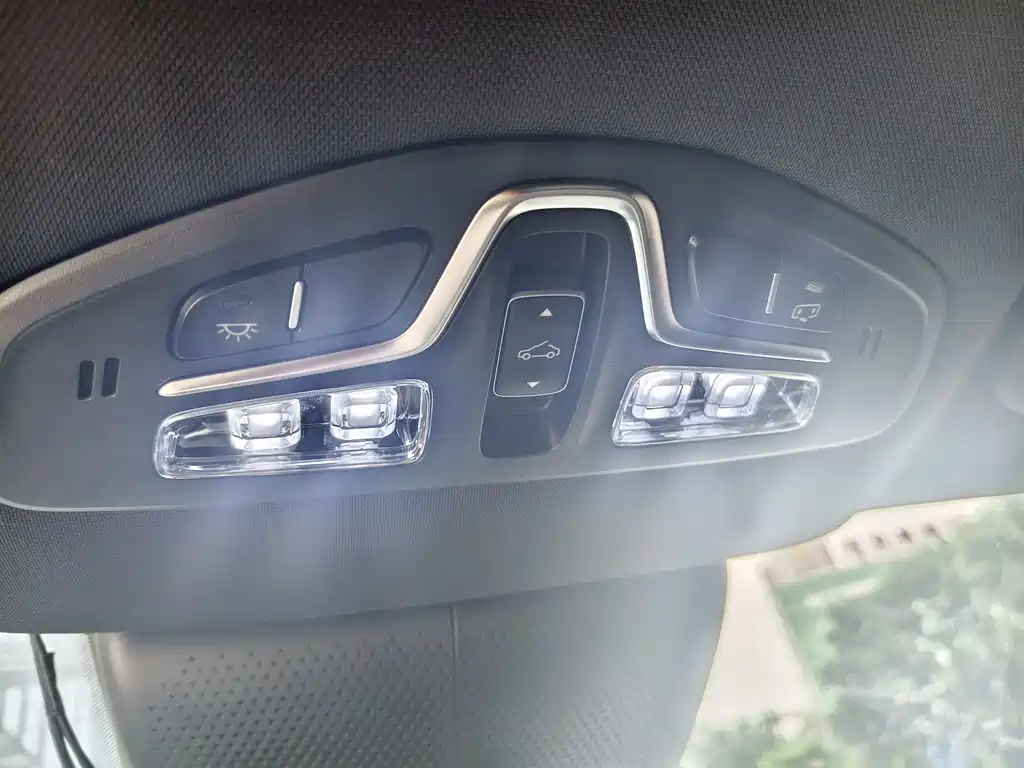 GAC Motor Shadow Leopard 2021 — фото 10