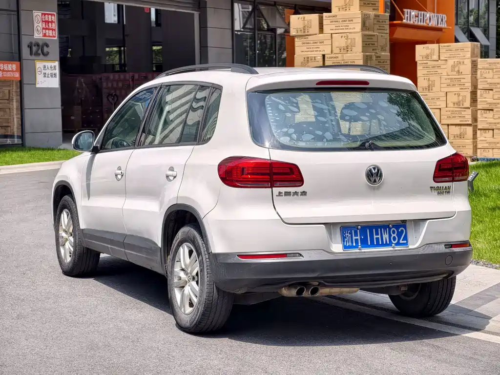 Volkswagen Tiguan 2016 — фото 3