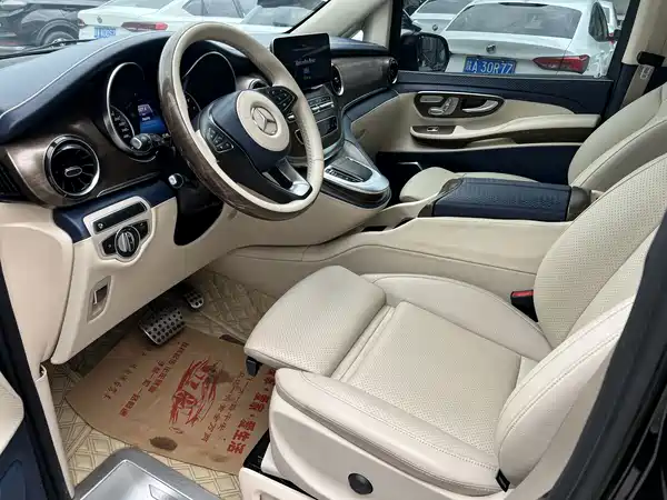 Mercedes-Benz V-Class 2023