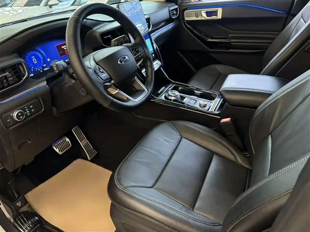 Ford Explorer 2021 — фото 15
