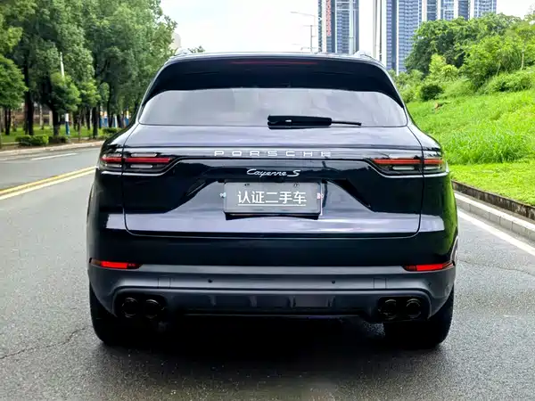 Porsche Cayenne 2019
