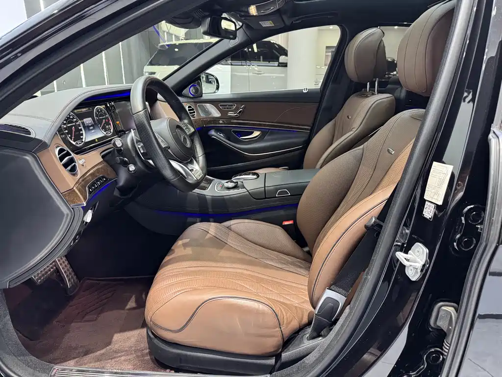 Mercedes-Benz S-Class AMG 2017 — фото 15