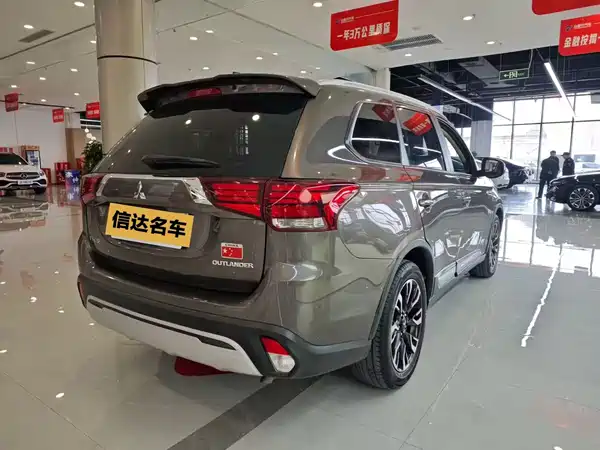 Mitsubishi Outlander 2019