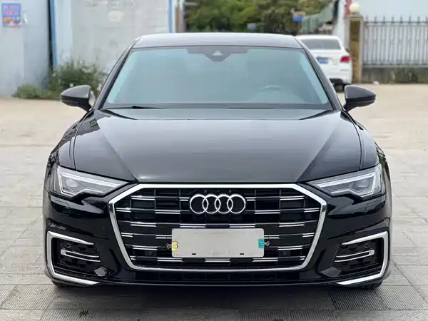 Audi A6L 2022