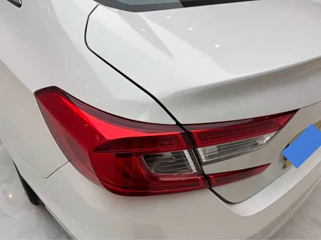 Honda Accord 2020 — фото 11