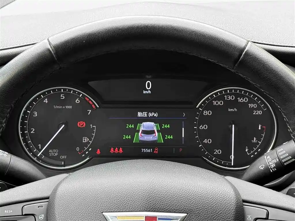 Cadillac XT4 2020 — фото 34