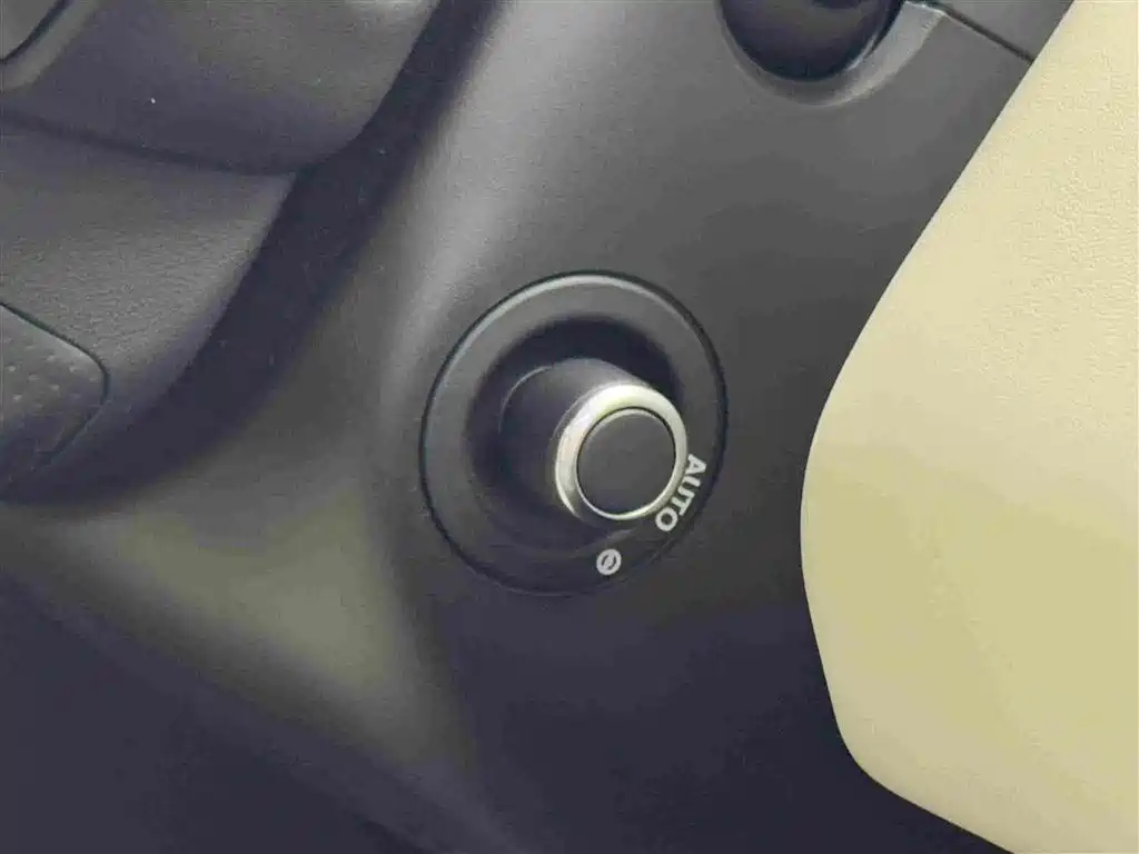 Land Rover Sport 2022 — фото 21