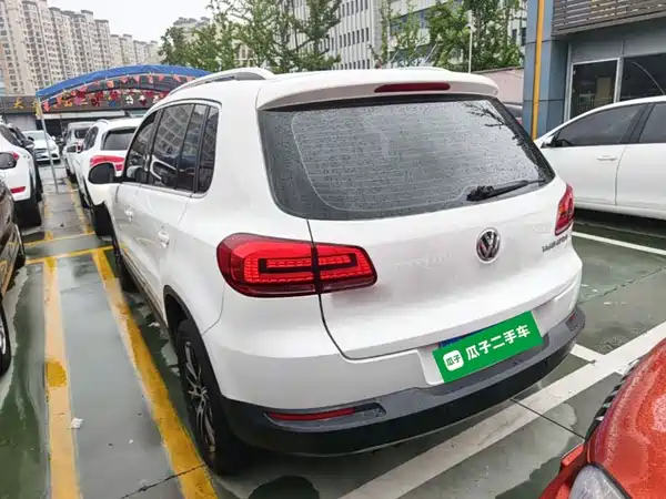 Volkswagen Tiguan 2015