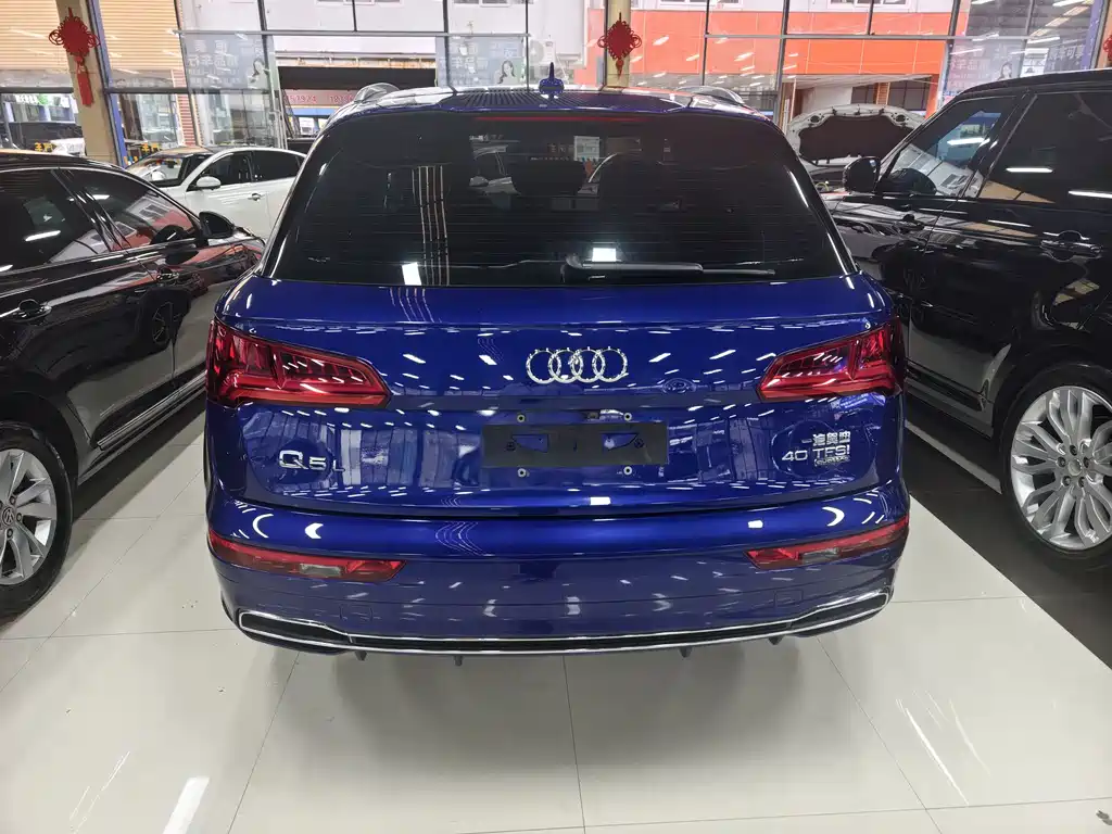 Audi Q5L 2020 — фото 9