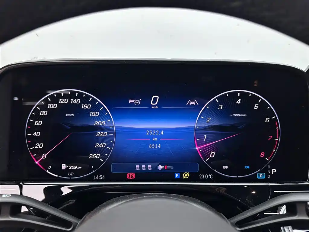 Mercedes-Benz E-Class 2025 — фото 14