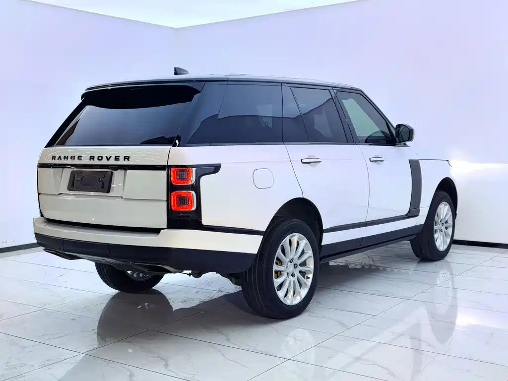Land Rover Range Rover 2020 — фото 18