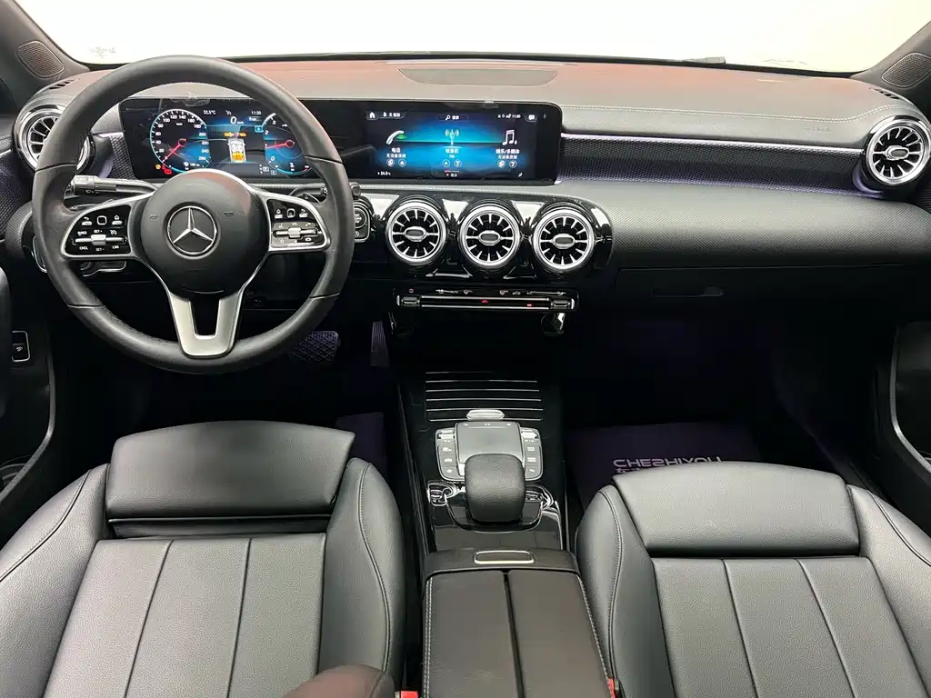 Mercedes-Benz A-Class 2021 — фото 12