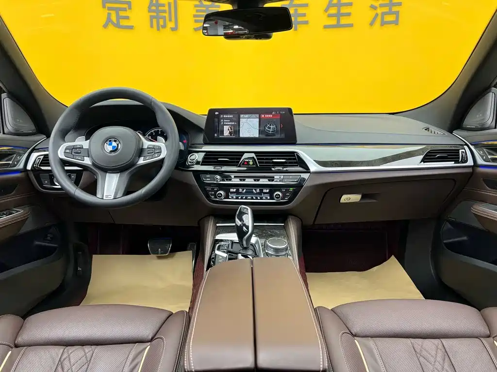 BMW 6 Series GT 2018 — фото 14