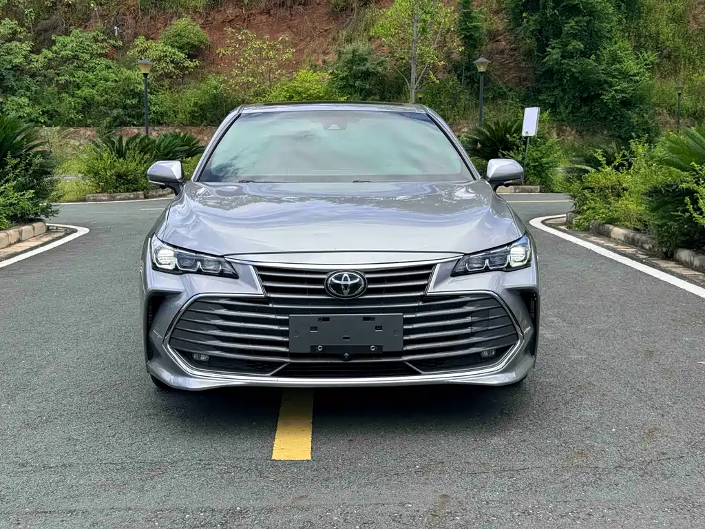 Toyota Avalon 2021