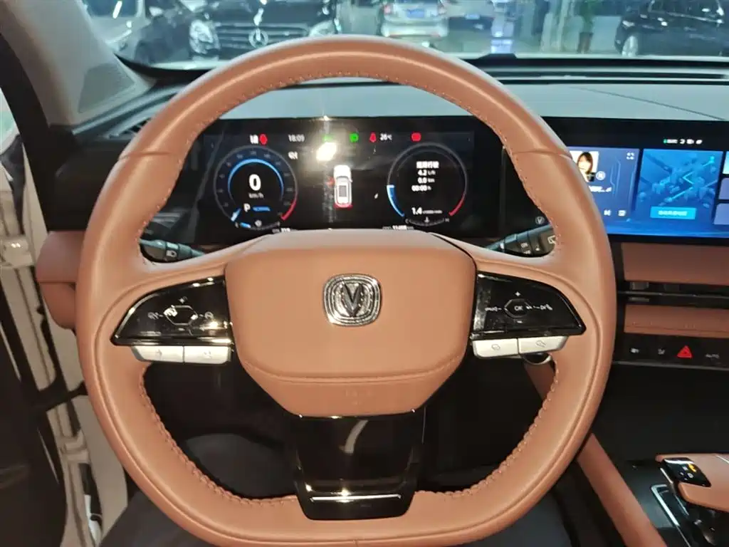 Changan CS75 PLUS 2023 — фото 11