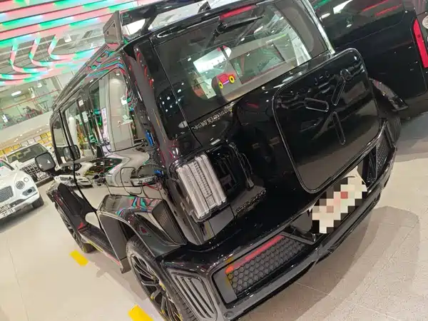 Tank 300 2023