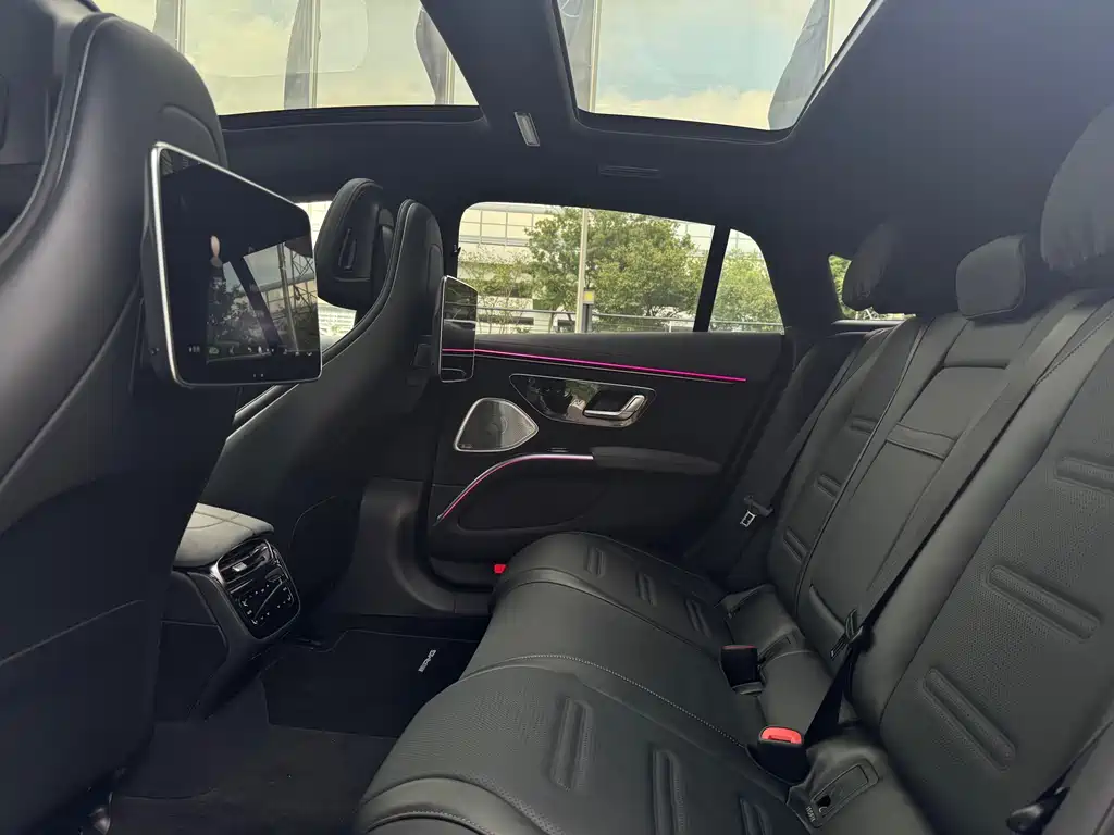 Mercedes-Benz EQS AMG 2025 — фото 13