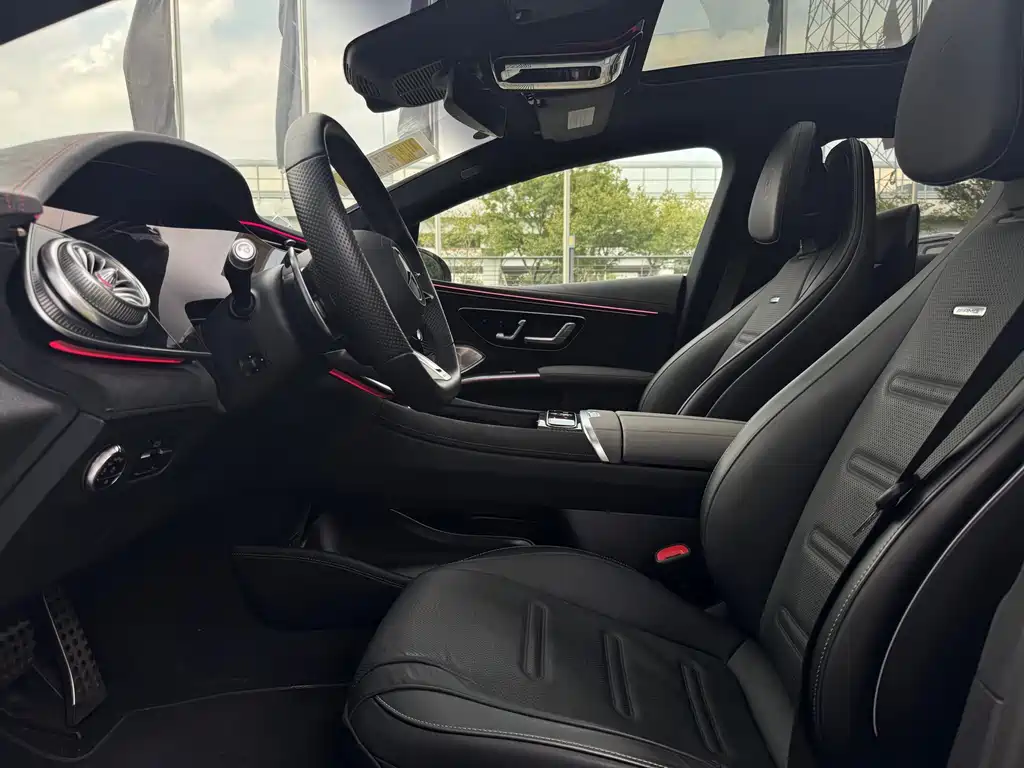 Mercedes-Benz EQS AMG 2025 — фото 10