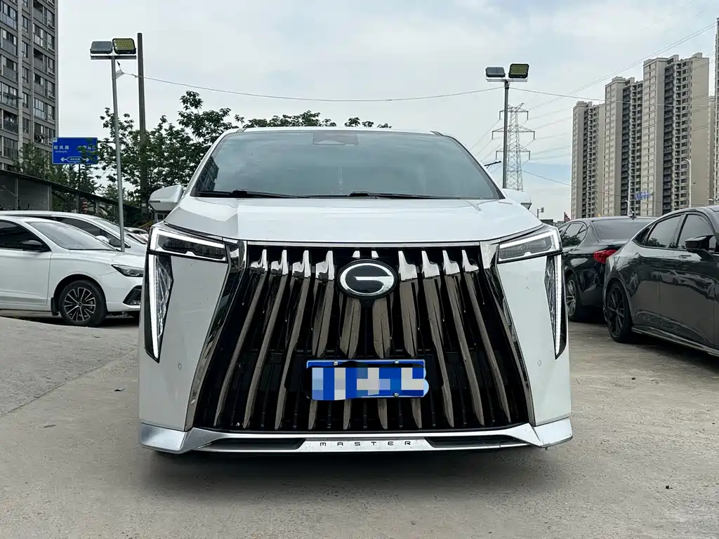 GAC Motor Trumpchi M8 2022 — фото 2
